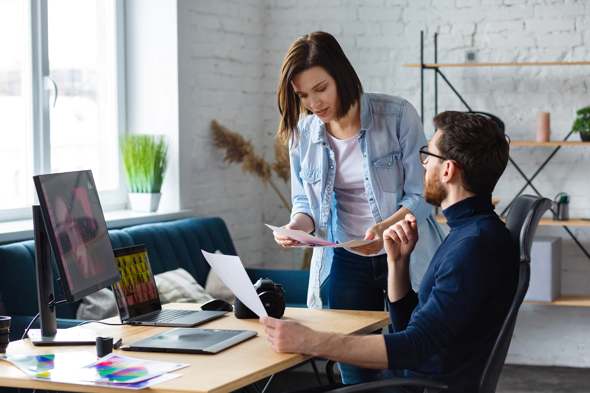 Professionnels partageant leurs compétences